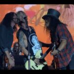 La chaise volée aux Guns N’ Roses en 1991 vendue sur Ebay