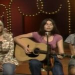 La première performance en trio de Linda Ronstadt, Dolly Parton, et Emmylou Harris