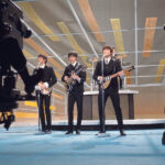 Flashback : Les Beatles débarquent en Amérique et jouent au “Ed Sullivan Show”.