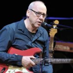 Mark Knopfler avoue avoir “trompé” les fans de Dire Straits