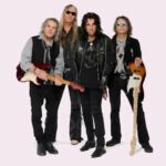 ALICE COOPER : La réunion avec ses musiciens originaux pour un nouvel album, “C’est exactement comme en 1974”
