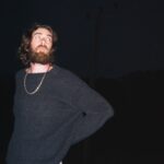 Henson revient avec un nouvel album.