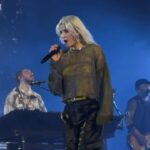 Linkin Park tourne un clip pour “Cut the Bridge” à Francfort le 8 juillet 2025.