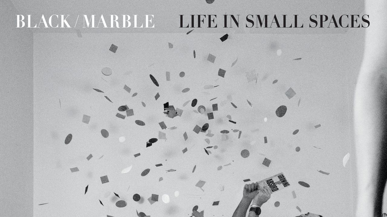 Black Marble : l’élégance synthétique et mélancolique de Life in Small Spaces