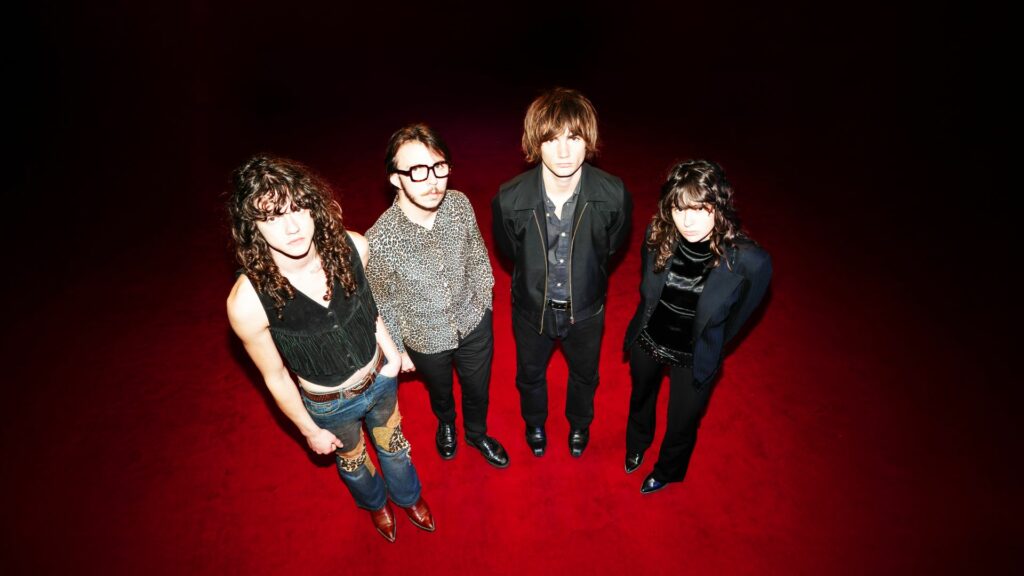 Dynamite Shakers présente le single “Par le Vide” en amont de leur passage à Rock en Seine.