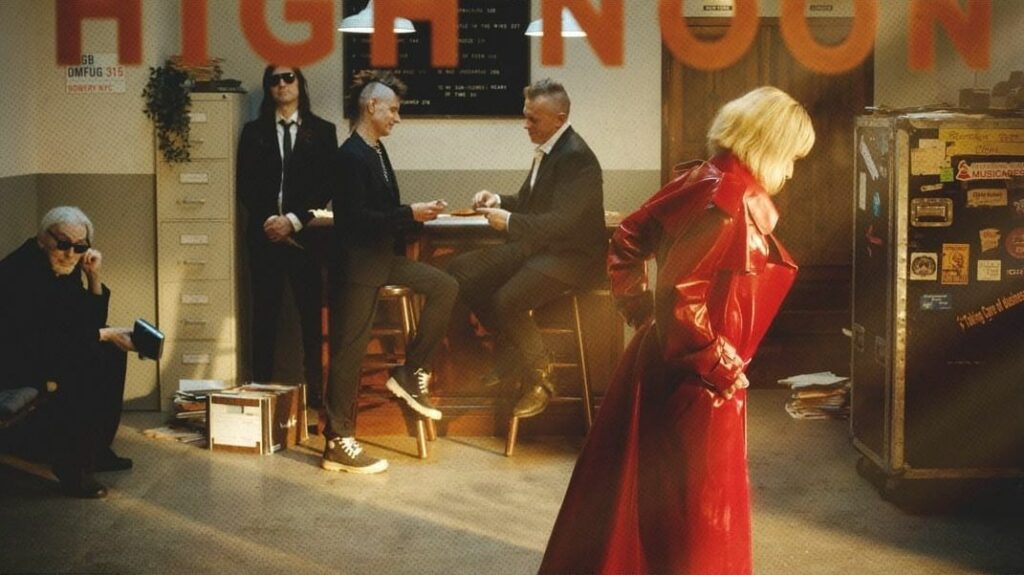 Blondie officialise la sortie de son 12e album studio, High Noon, accompagné d’un single inédit.